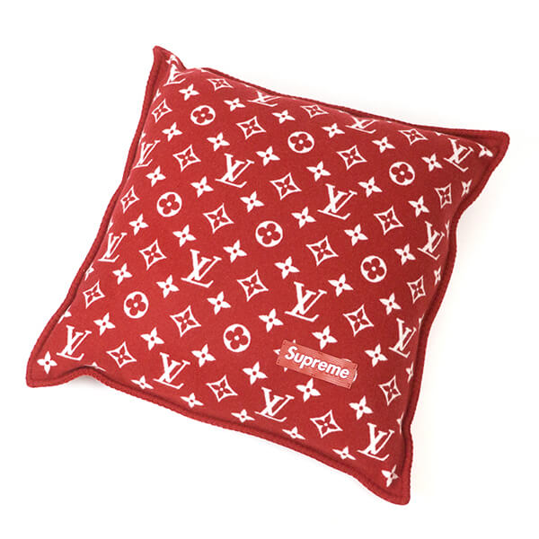 シュプリーム シュプリーム ルイ ヴィトン コピー MP1886 Monogram Pillow モノグラム ピ ローRed レッド 赤2017〜2018AW