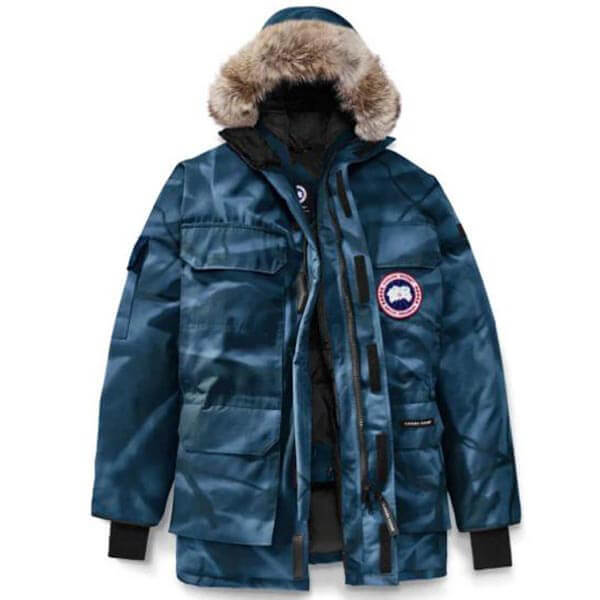 カナダグース スーパーコピー CANADA GOOSE ダウン ブルーカモ ショート丈Wyndham