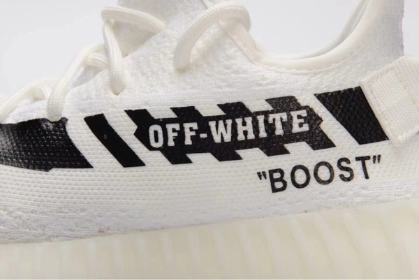 オフホワイト コピー OFF-WHITE アディダス YEEZY BOOST スニーカー