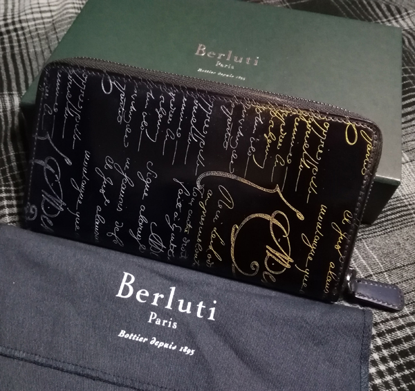 ベルルッティ財布 コピーBerluti Wスタンプx金銀Wパティーヌ希少品 ベルルッティ ITAUBA