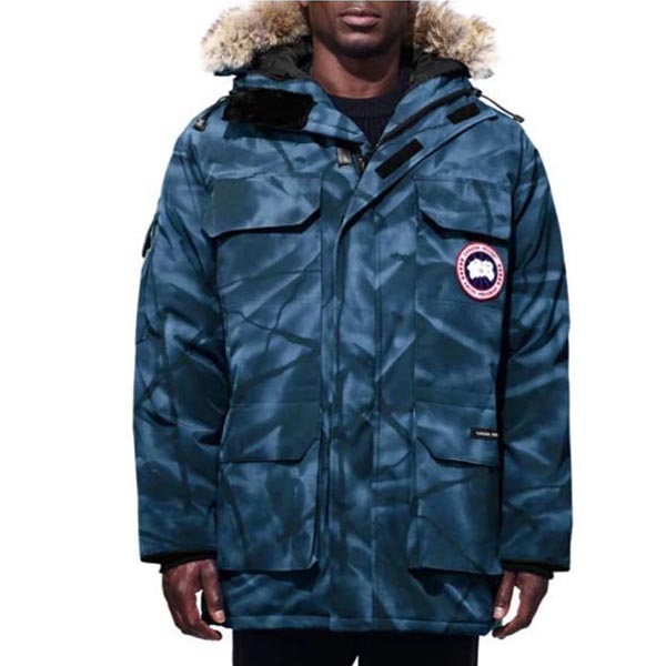 カナダグース スーパーコピー CANADA GOOSE ダウン ブルーカモ ショート丈Wyndham